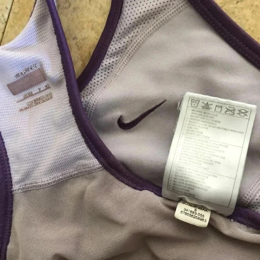 Nike Sports Bra - Picture 6 of 7